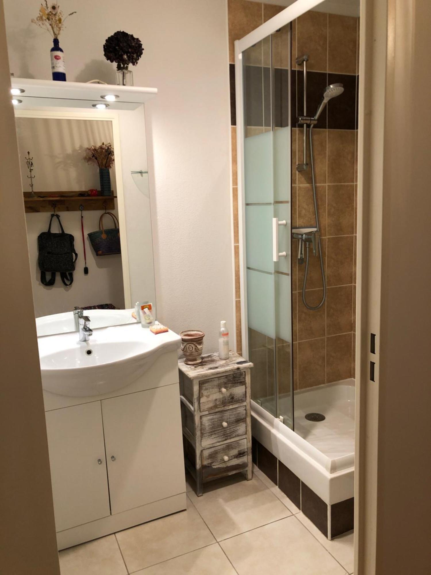 Bel Appartement Nimois Au Calme Avec Balcon Ним Екстериор снимка